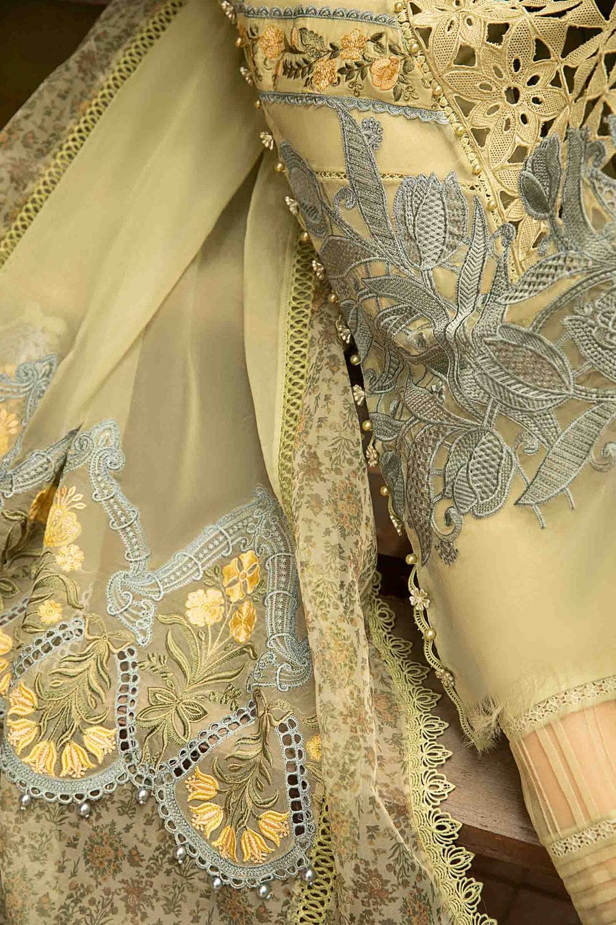 3 piece Pista Green semi-stitched Suit