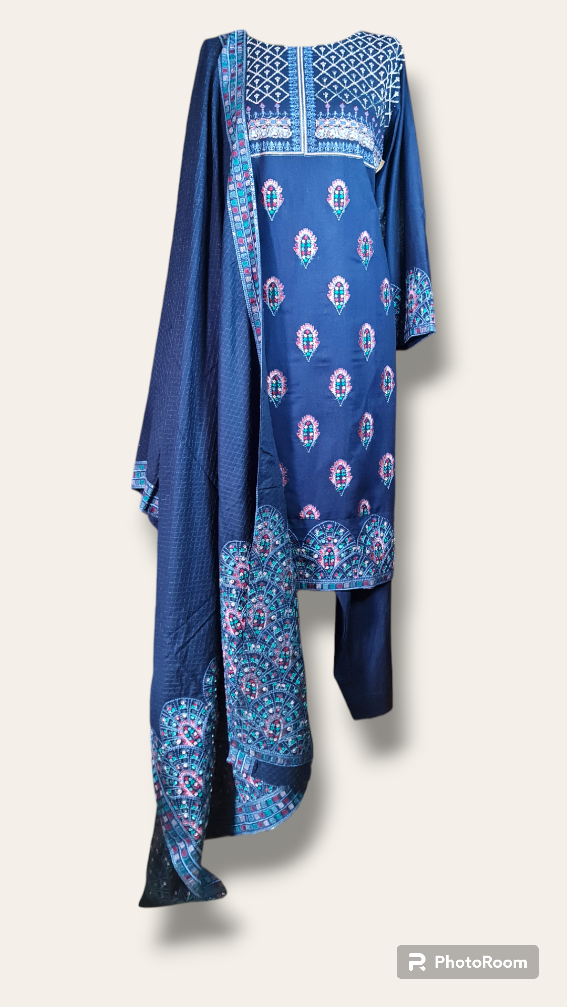 Large size Embroidered Suits with Karandi Shawls Comfort Floral